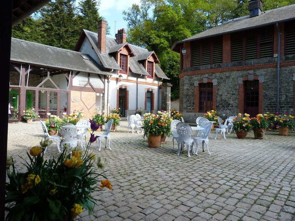Gite Atypique Dans Une Chapelle Briec Szoba fotó