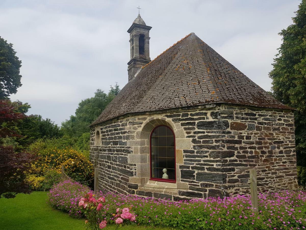 Gite Atypique Dans Une Chapelle Briec Kültér fotó